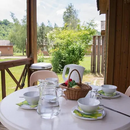 3 Les De Booz 4-6 Personnes Chalet